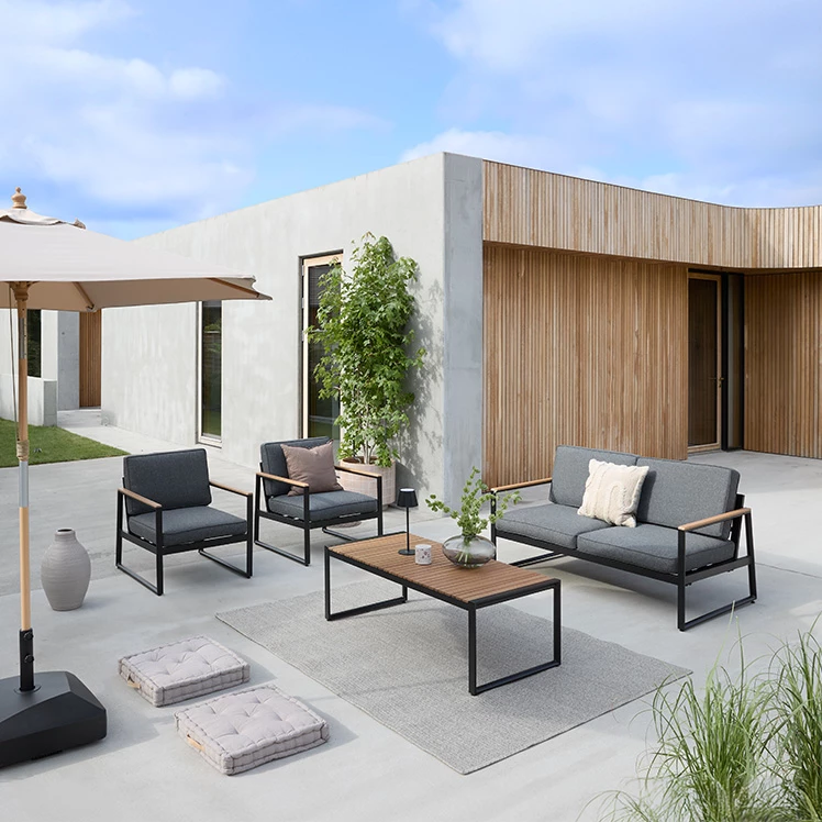 Voorkant -Leenbakker havemoebler 05